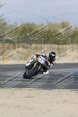 media/Jan-15-2026-Racers Edge (Thu) [[dfebeb70ab]]/2-A Group/Session 5 Turn 2/